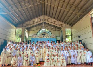 Chrism Mass and Renewal of Priestly Promises Held by Diocese of San Carlos