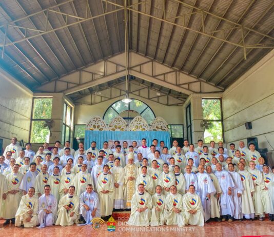 Chrism Mass and Renewal of Priestly Promises Held by Diocese of San Carlos